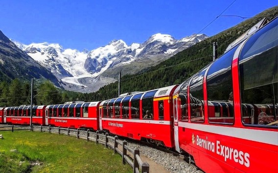 Bernina_Express_3